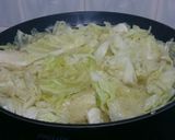 A picture of step 2 of Cabbage With Garlic Stir Fry.