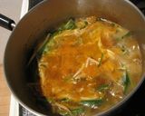 A picture of step 4 of Yyukhoejang Gukbap - Korean soup.