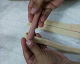 Foto del paso 8 de la receta: Tequeños de queso y de salchicha al horno