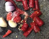Foto langkah ke 2 dari resep Telur Dadar Balado.