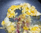Foto langkah ke 3 dari resep Nasi Goreng Solaria.
