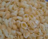 A picture of step 1 of Pesto Pasta.