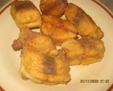 Foto del paso 4 de la receta: Pescado frito aderezado con salsa de mantequilla y limón