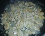 Foto del paso 3 de la receta: Tortilla de calabacín y cebolla