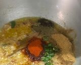 A picture of step 3 of Chicken Rara.