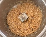 A picture of step 3 of Date & Walnut Oat Delight.