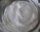 A picture of step 2 of Refreshing Lemon Ice Cream.
