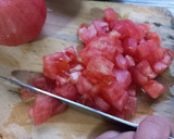 Foto del paso 1 de la receta: Huevo duro y tomate