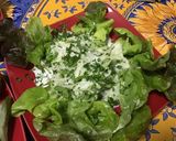 Une image de l'étape 12 de Concombre mariné crème et herbes salade feuille de chêne.