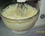 A picture of step 6 of Orange-Pineapple Paradise Cake.