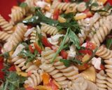 Foto del passaggio 4 della ricetta #113👩🏻‍🍳Fusilli con pesche e mozzarella