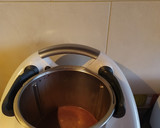 Foto del paso 3 de la receta: Tarta 🍰 de galleta🍪tres chocolate🍫TM5 paso a paso