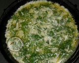 Foto langkah ke 8 dari resep Omelet Popeye.