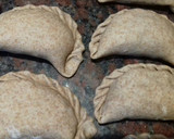 Foto del paso 7 de la receta: Empanadas de atún, con masa casera de harina integral