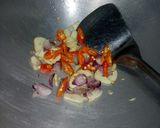 Foto langkah ke 2 dari resep 96. Oseng Cambah Teri Telur Asin.