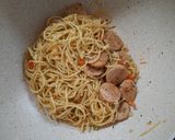 Foto langkah ke 7 dari resep Spaghetti aglio olio sosis simple.