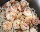 Foto del paso 6 de la receta: Noodles con gambones al ajillo...bueno, bonito y barato