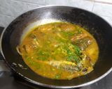 বেগুন আলু দিয়ে ট্যাংরা মাছের ঝোল (begun aloo diye tangra macher jhol recipe in Bengali) রেসিপির ধাপ 8 ছবি