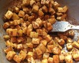 A picture of step 3 of Shola Kochur Dalna / Taro Root Curry.
