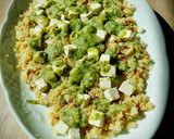 Foto del paso 5 de la receta: Ensalada de quinoa y queso feta al pesto casero de albahaca