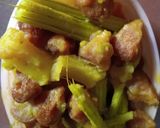 ডাঁটা আলু বড়ি তরকারি(data aloo borir torkari recipe in Bengali) রেসিপির ধাপ 4 ছবি