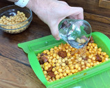 Foto del paso 5 de la receta: Garbanzos con Chorizo en Lékué