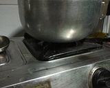A picture of step 12 of Daal Palak.