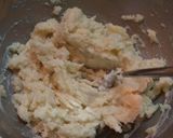 A picture of step 1 of Japanese-style Salmon Gratin Baked in Mashed Potatoes.