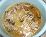 A picture of step 2 of Deep-fried Tofu with Thickened Mushroom Sauce.