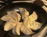 A picture of step 3 of Cheese Gyoza.