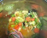 Foto del paso 4 de la receta: Fumet de Trucha y Bacalao