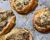 Foto del paso 10 de la receta Rollos de hojaldre, rellenos de verduras de temporada y jamón ibérico