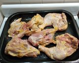Foto del paso 3 de la receta: Pollo al horno con papas🥔🥔😋