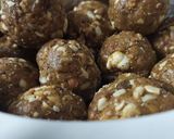 गुड़ लड्डू(Gud ke laddu recipe in Hindi) रेसिपी चरण 10 फोटो