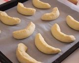 A picture of step 5 of Gyoza-Style Savory Bread (from Shizuoka Prefecture, Hamamatsu City).