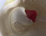 Foto langkah ke 3 dari resep Cake Potong Keju.