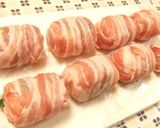 A picture of step 5 of "Samurai Warrior" Shiso and Meat Wrapped Onigiri.