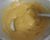 A picture of step 2 of Besan ke ladoo.