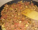 A picture of step 5 of Amazingly tasty rice and beef filled papers.