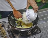 รูปขั้นตอนการทำที่ 7 ของ ข้าวผัดไข่ เม็ดร่วนสวย ไม่มัน ไม่เลี่ยน อร่อยถูกปากคนในครอบครัว
