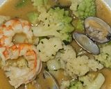 Foto del paso 11 de la receta: Guiso marinero de mix de coliflor romanesco y coliflor blanca