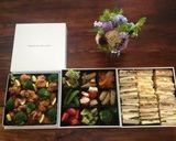 A picture of step 6 of DEAN&DELUCA 3-Tier Bento Box for Flower Viewing.