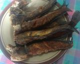 Foto langkah ke 3 dari resep Ikan kutuk goreng gurih.