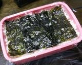 A picture of step 3 of Onigiri Sandwiches.
