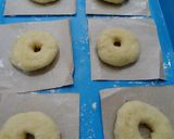 Foto langkah ke 5 dari resep Donat lembut ekonomis (tanpa kentang).