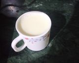 A picture of step 2 of SemolinaSweets.