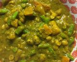 A picture of step 7 of Chickpea, squash and green bean curry - vegan.