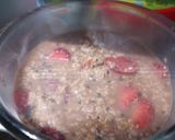 Foto langkah ke 7 dari resep Overnight Oatmeal Strawberry.