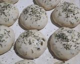 Foto del paso 4 de la receta: Pancitos de aceitunas y orégano😜