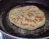Foto del paso 1 de la receta: Sándwich de frijoles, aguacate y tomate🍅 en pan pita🫓🥪🥑